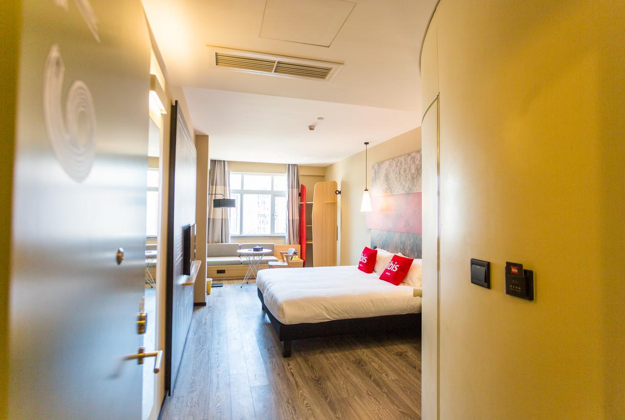 Ibis Wenzhou University Hotel Экстерьер фото
